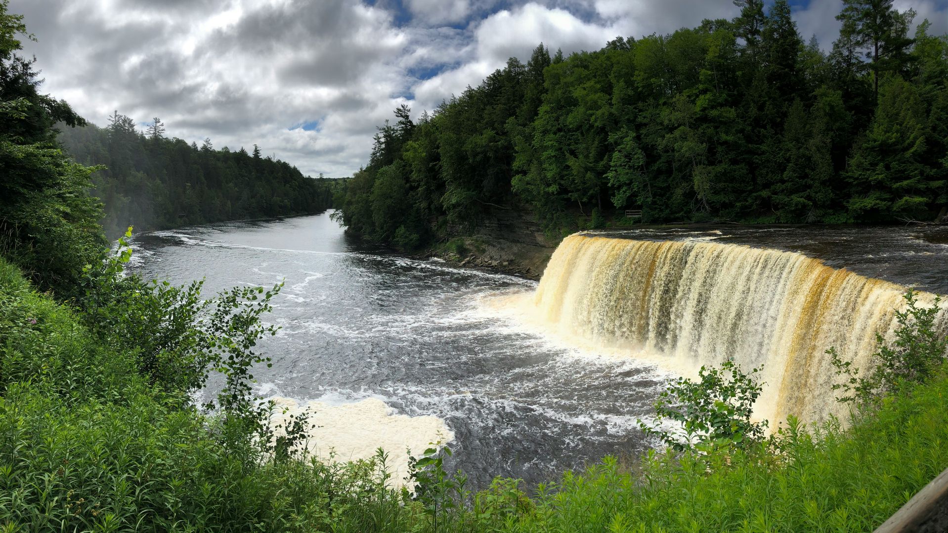 Tahquamenon Falls